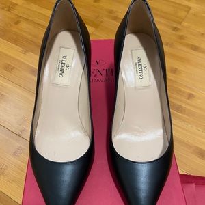 Valentino Kitten Heels 36